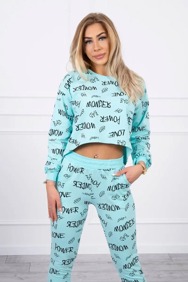 Kesi souprava s nápisy mint