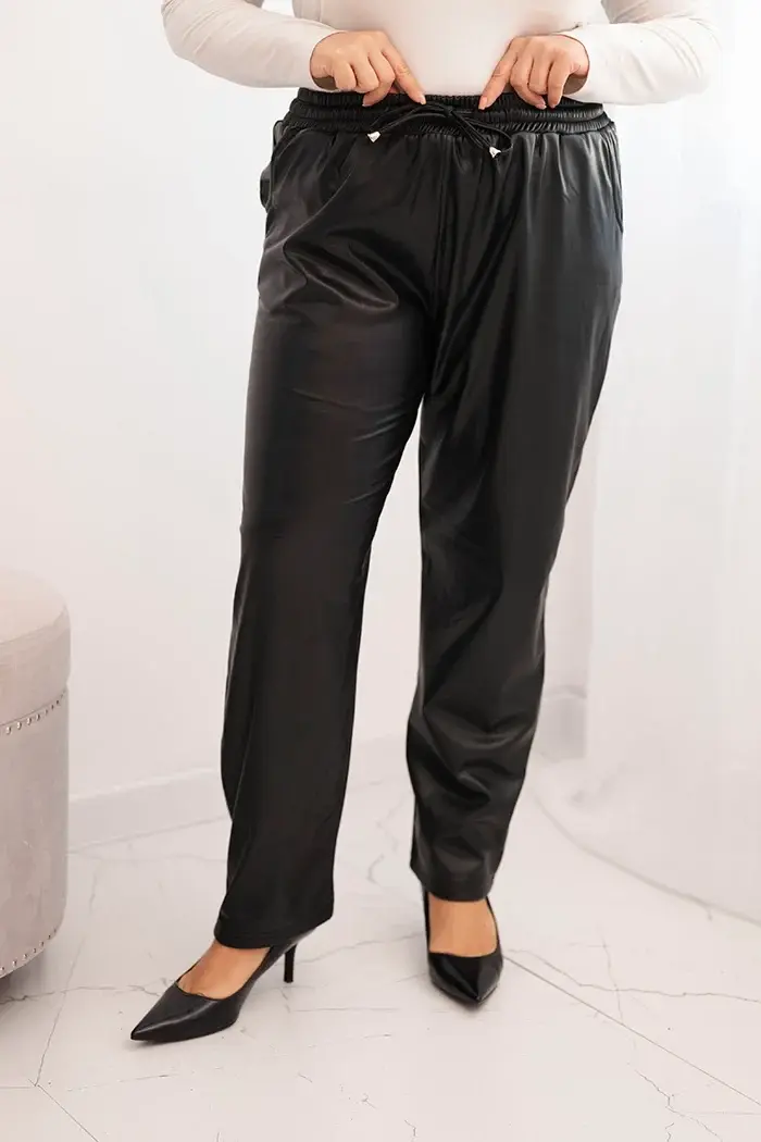 Plus size dámské kalhoty z eko kůže