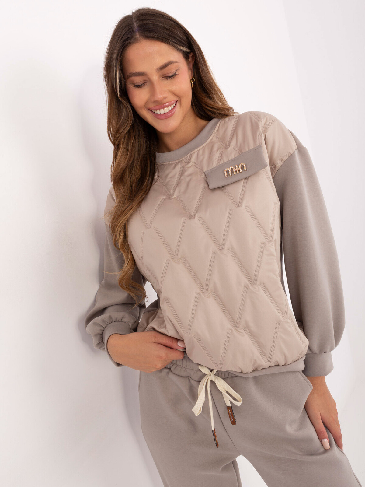 Dámský teplákový komplet v béžové barvě