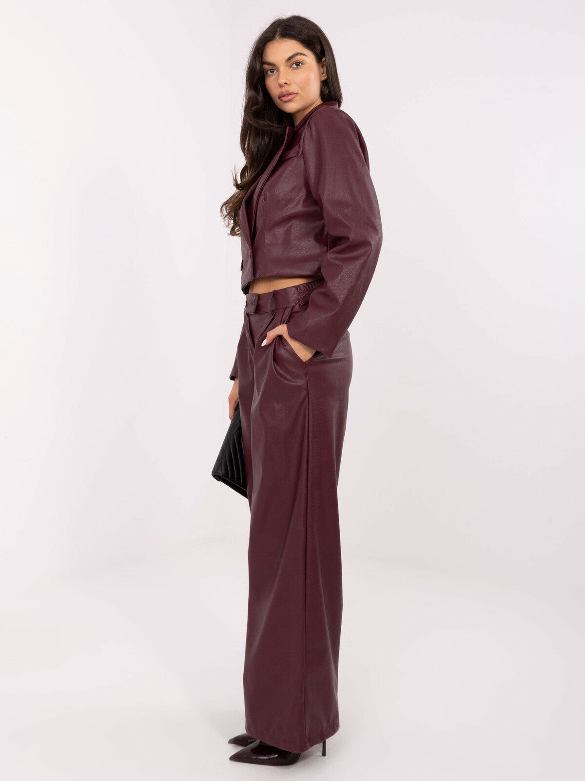 Bordový kožený komplet s kalhotami