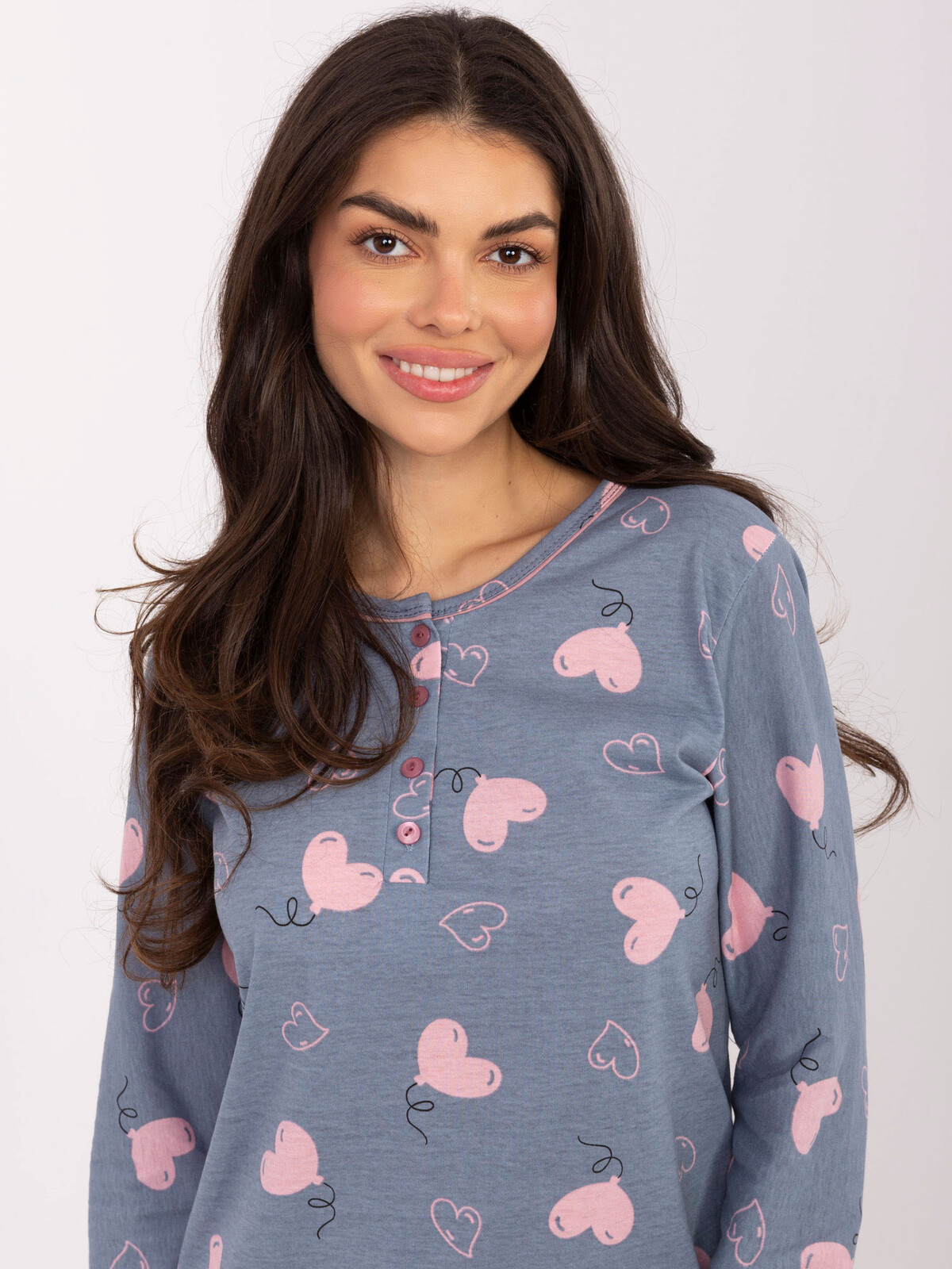 Dámská noční košile s potiskem srdíček