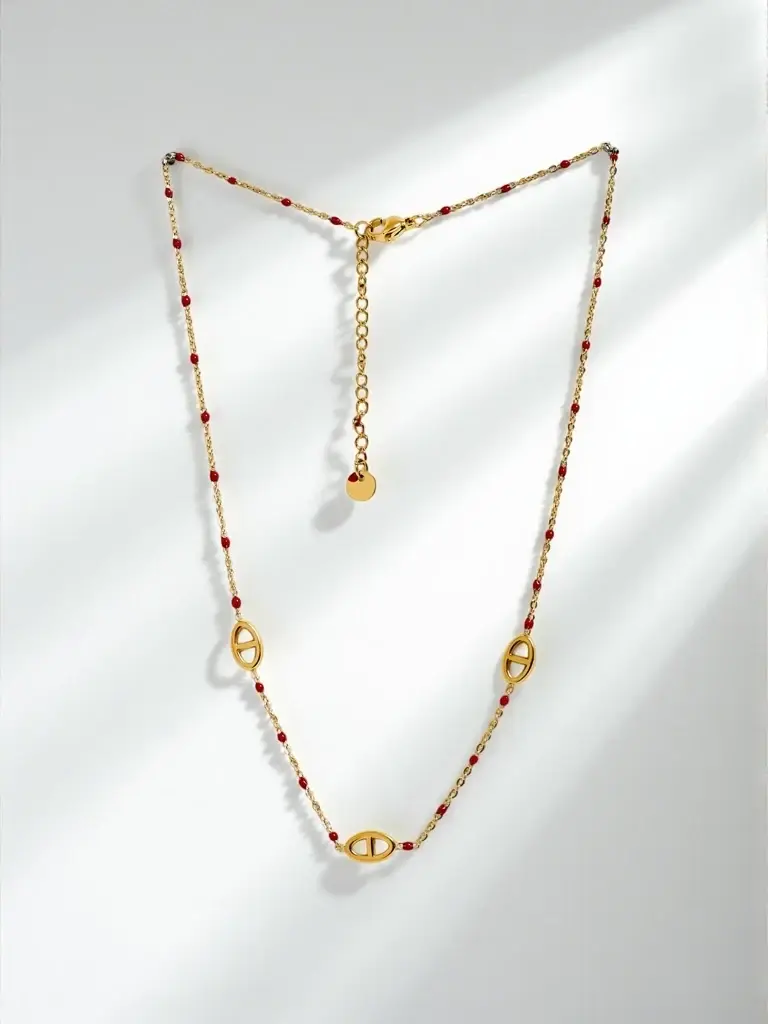 Zlatý náhrdelník Perla Aurelia s červenými korálky