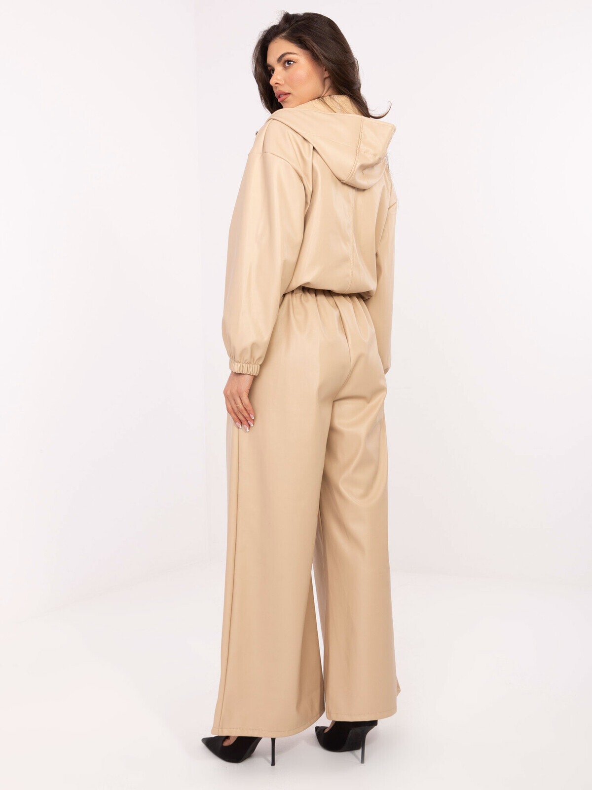 Béžové business kalhoty s kapucí