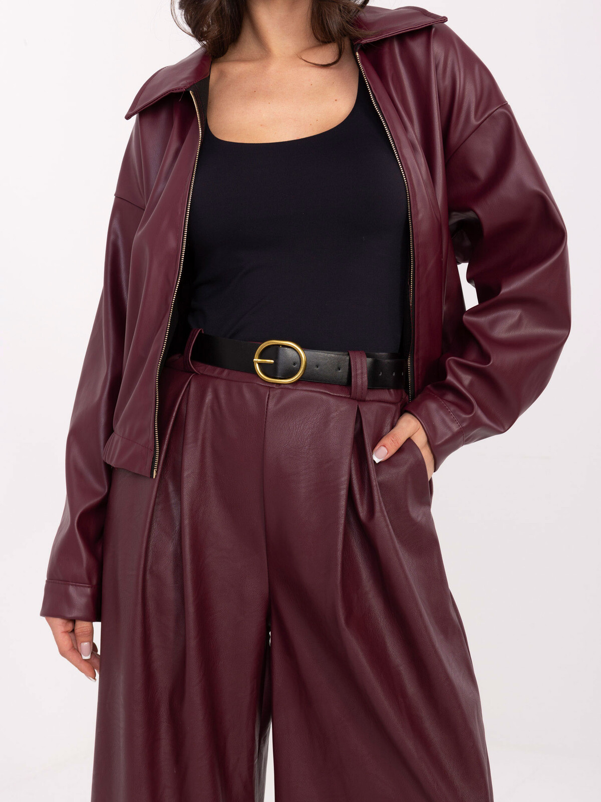 Bordové kalhoty z umělé kůže