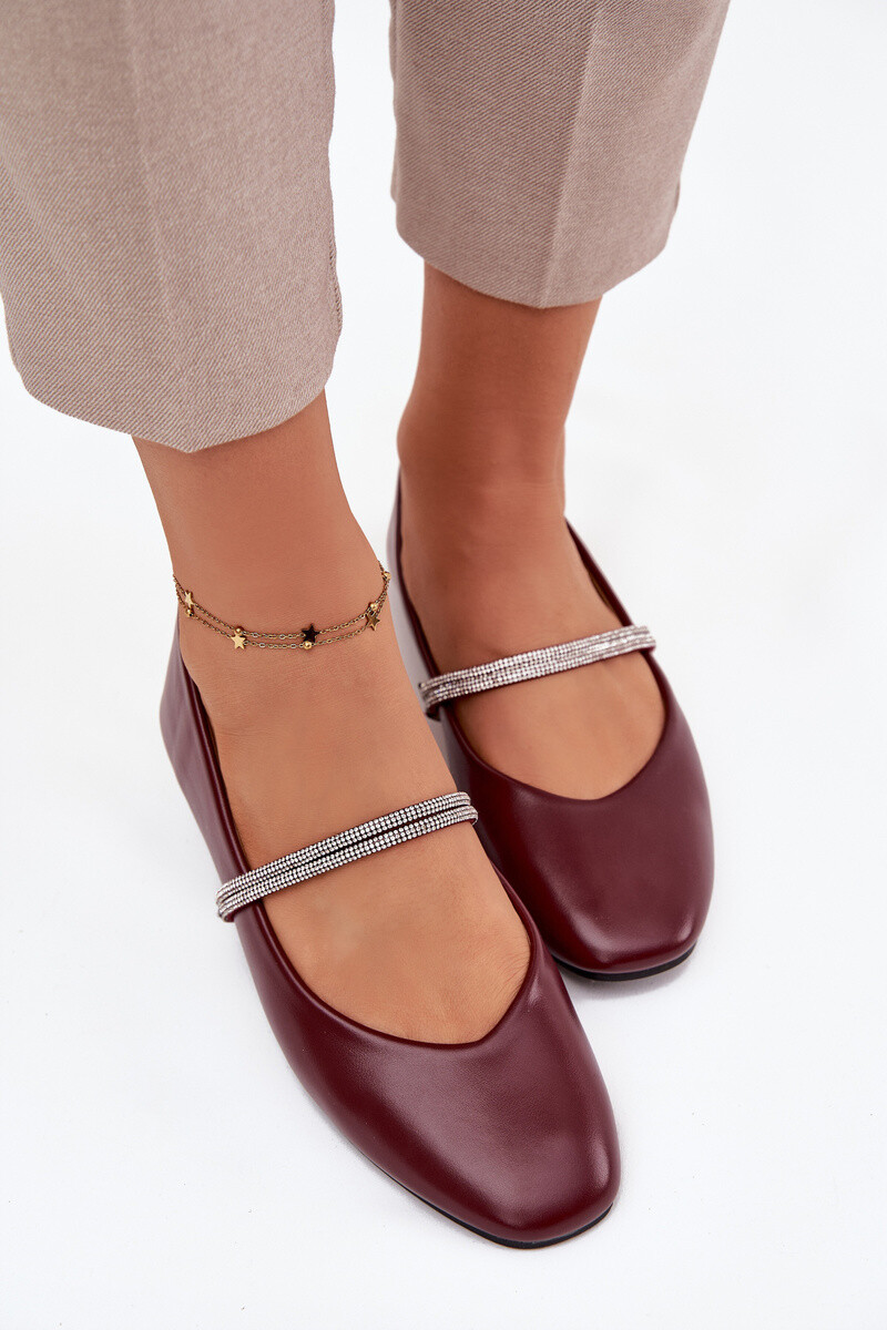 Dámské balerínky s lesklými řemínky bordó