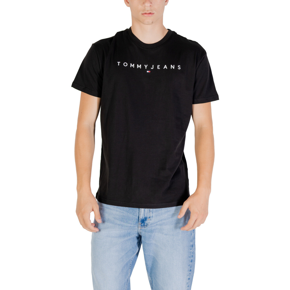 Tommy Hilfiger  TJM REG LINEAR LOGO DM0DM20744  Černá