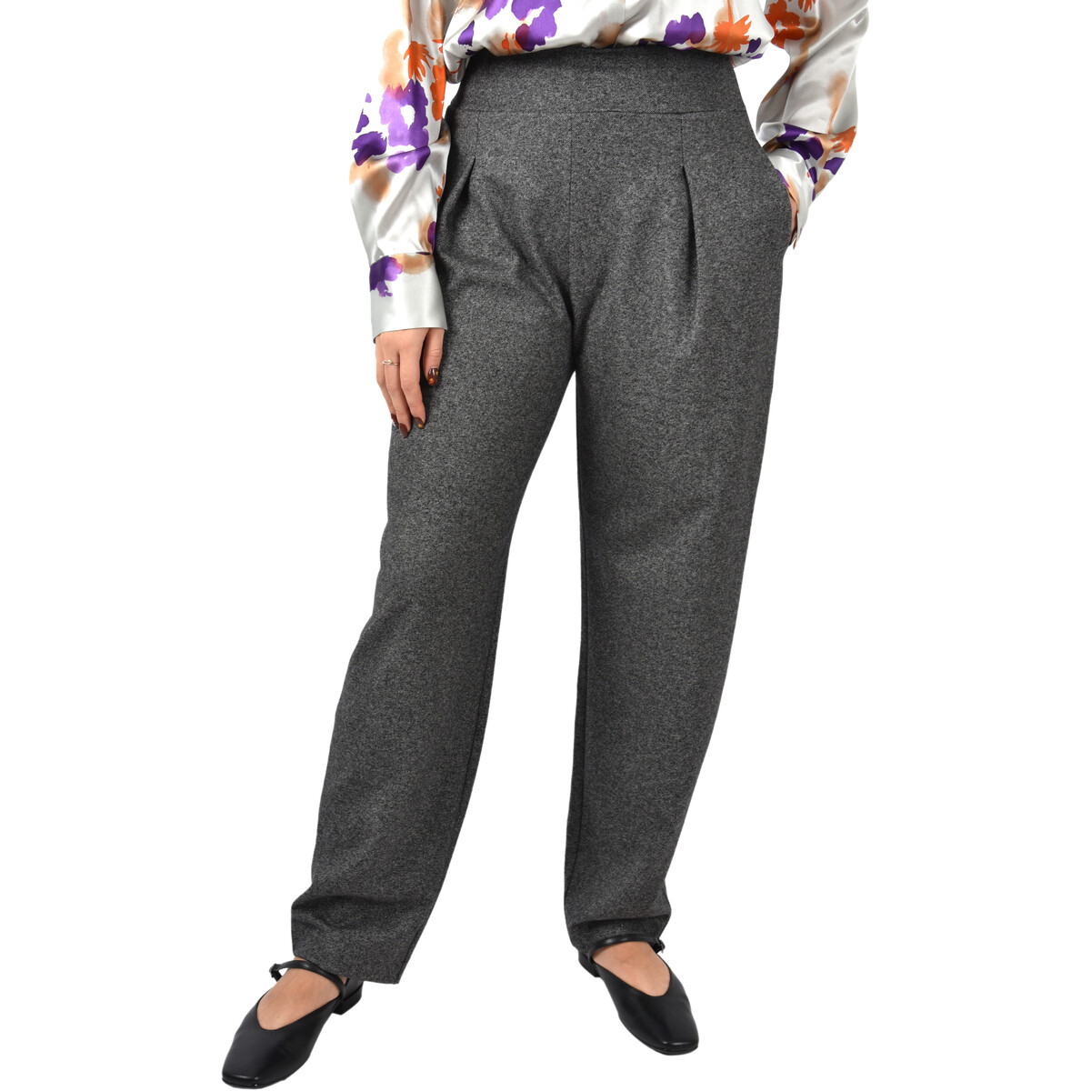 Niu'  AW25222J018  Hnědá