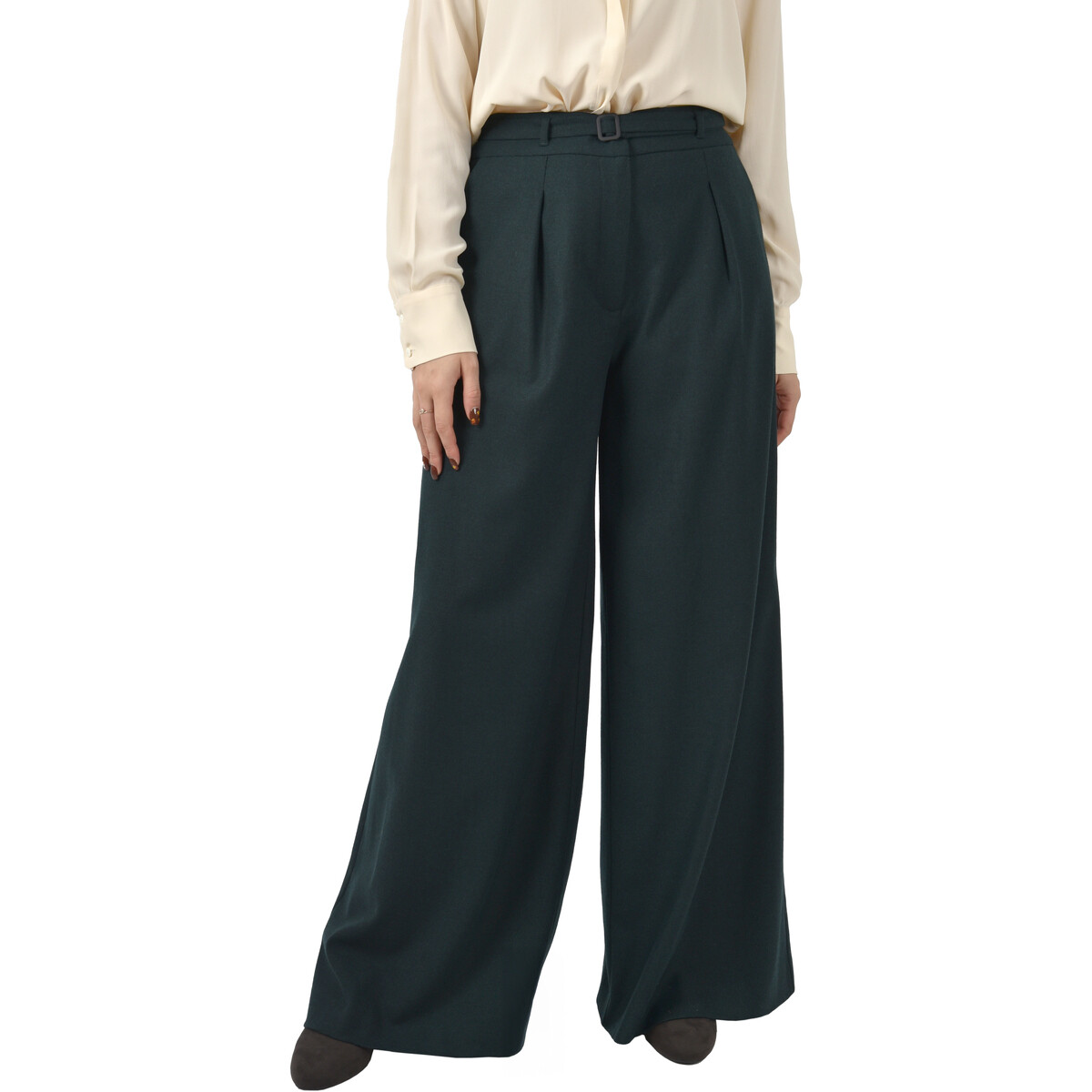 Niu'  AW25212T048  Zelená