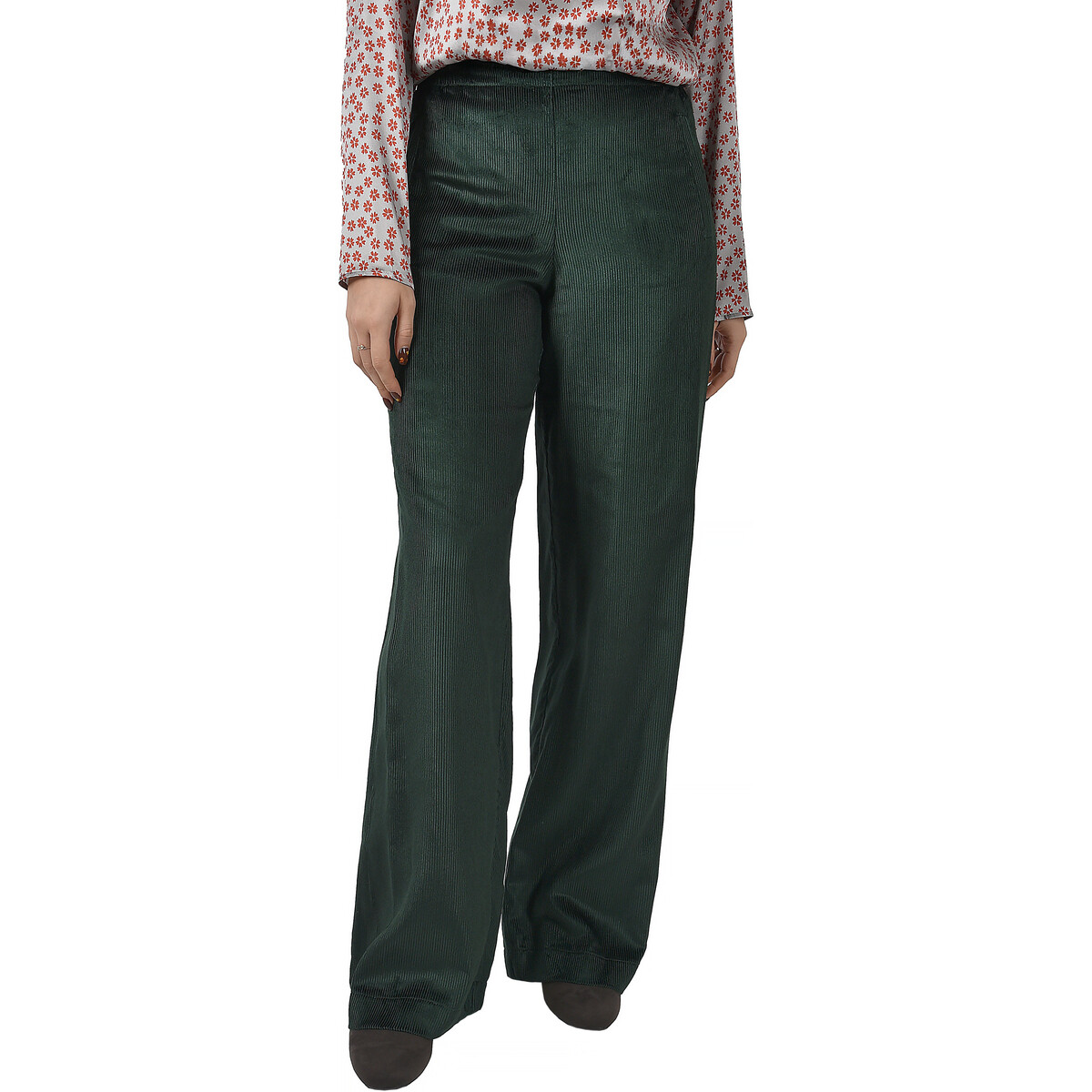 Niu'  AW25210T060  Zelená