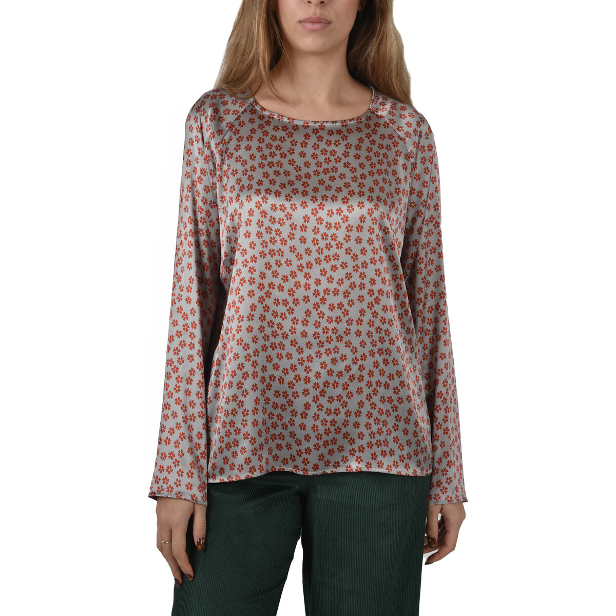 Niu'  AW25605T000  Šedá