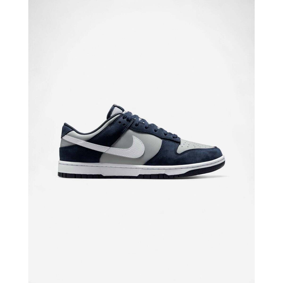Nike  Dunk Low Georgetown Suede  Bílá