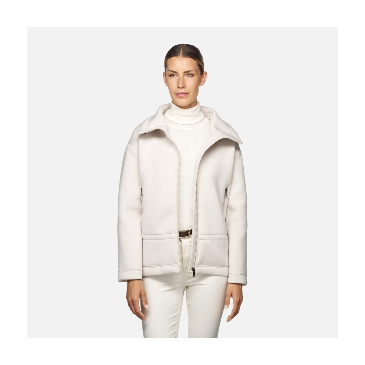 Geox  W4675J  Bílá