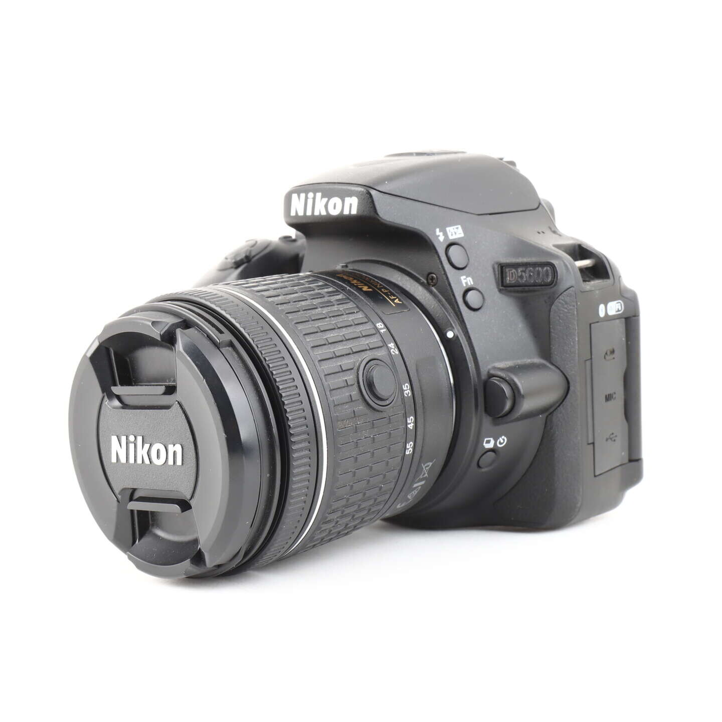 Nikon D5600 + 18–55 mm AF-P VR bazar