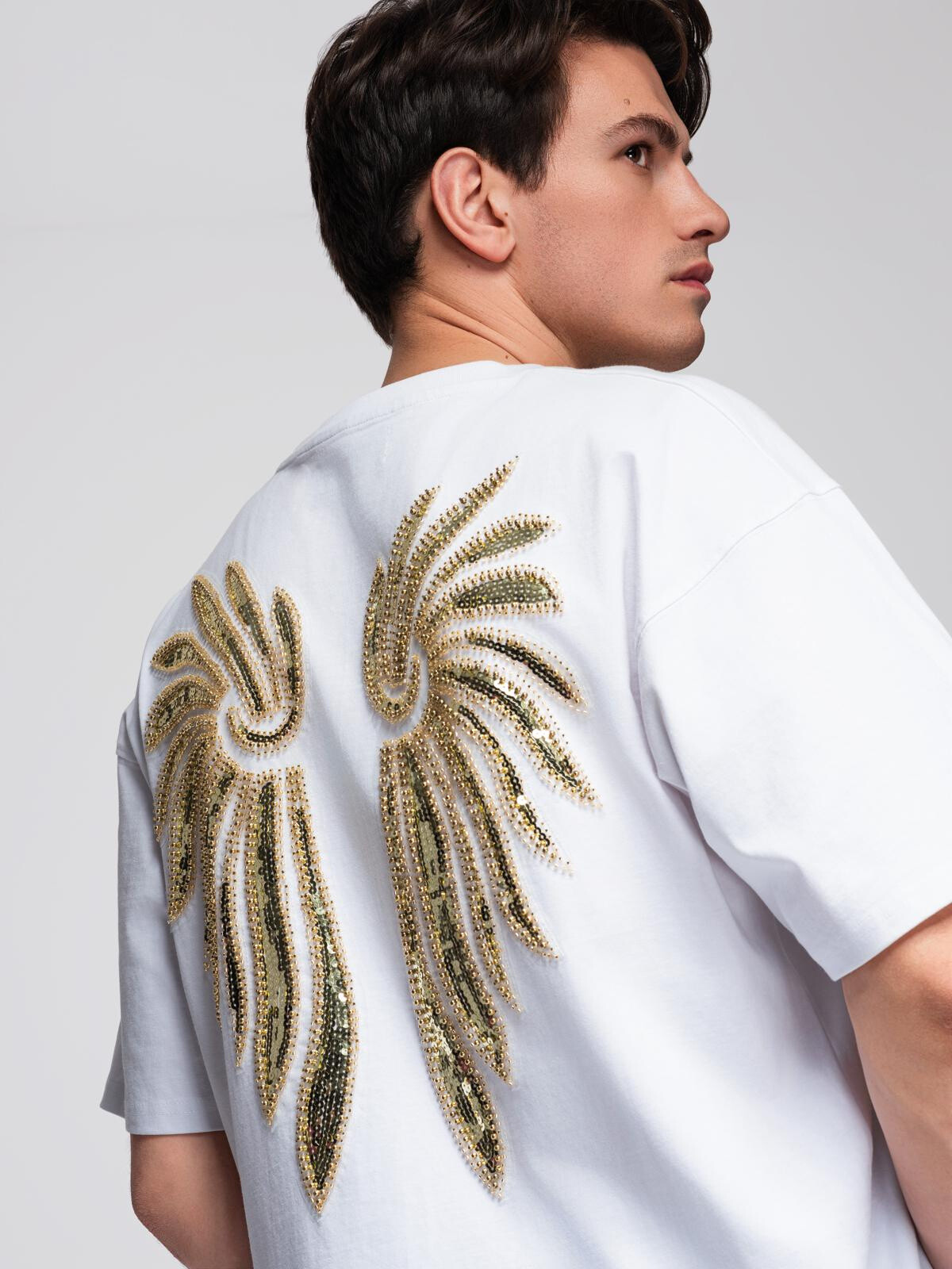 Ombre Men's cotton T-shirt with sequin wing motif on back - white