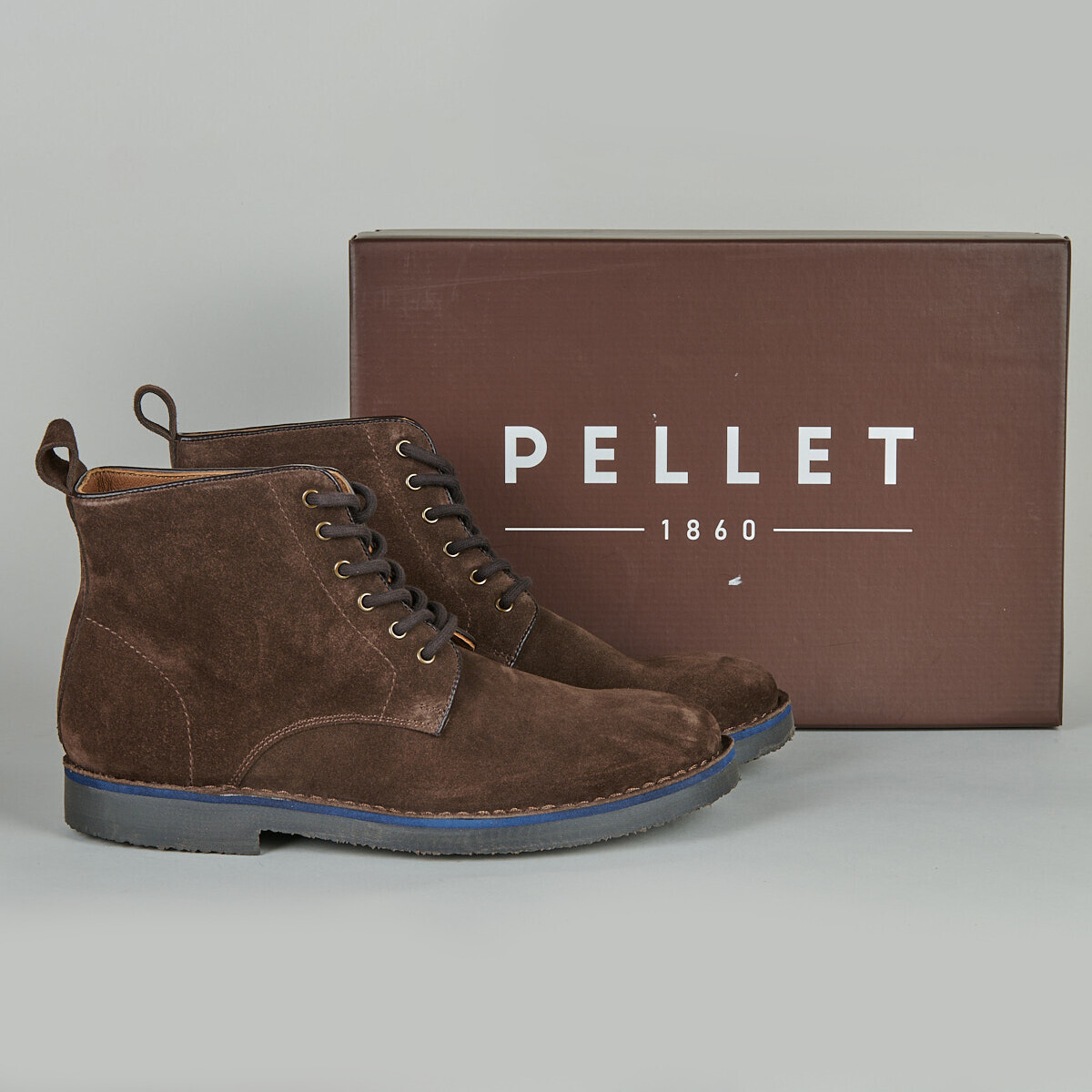 Pellet  ALAMO  Hnědá