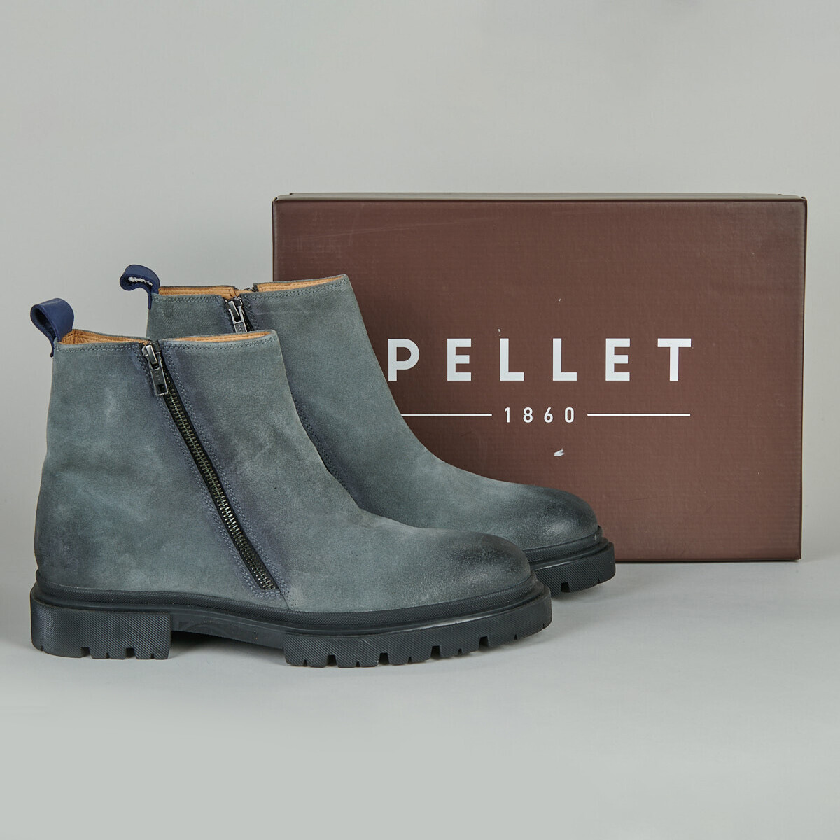 Pellet  HUGUES  Šedá