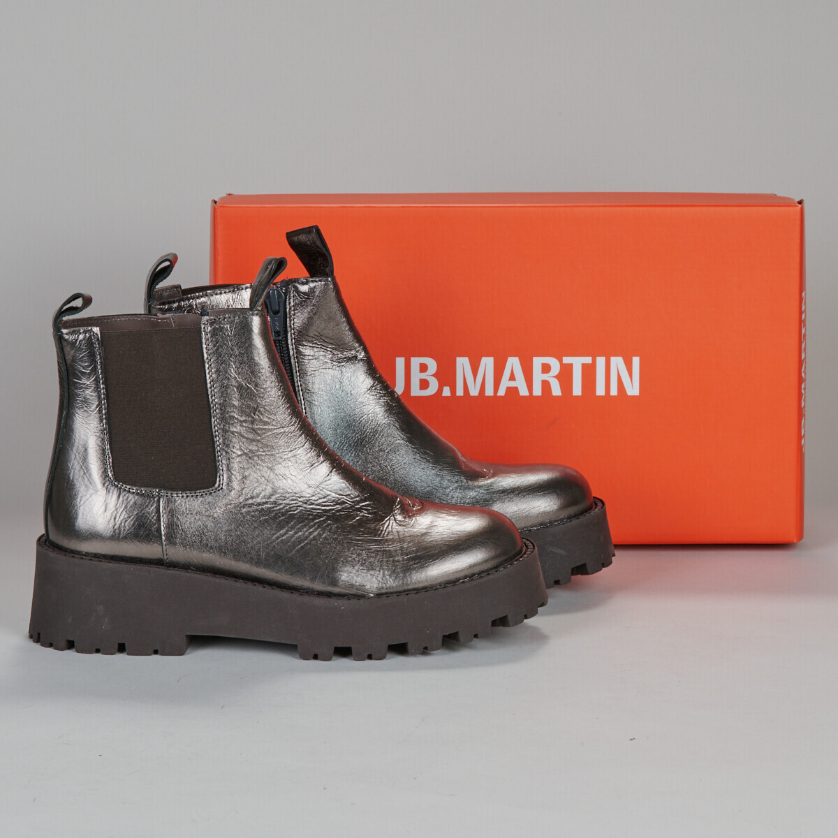 JB Martin  CLOE  Stříbrná