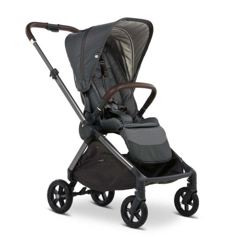 MAST M.6x Kočárek - Volcanic Ash 2025