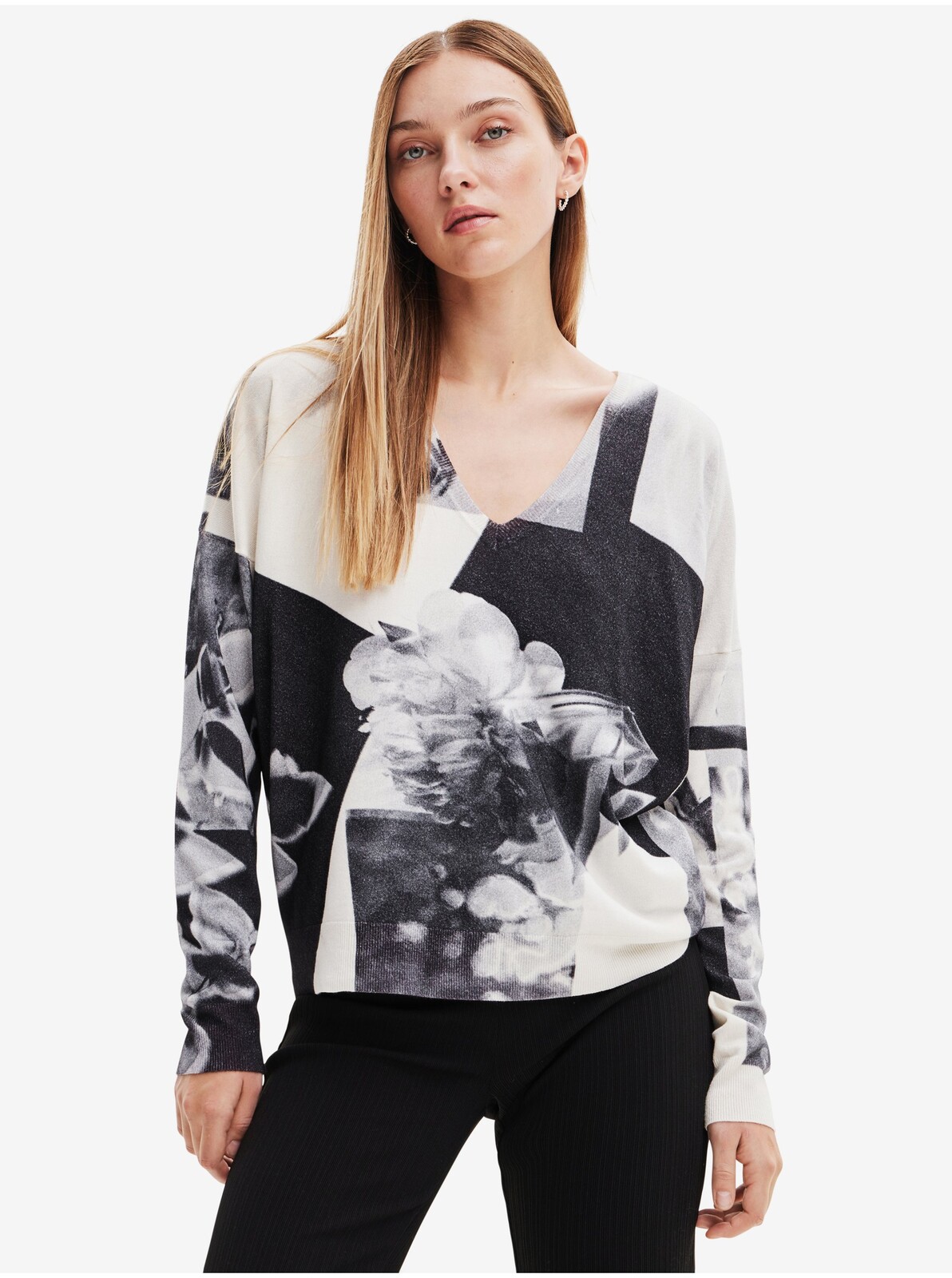 Krémovo-šedý dámský vzorovaný svetr Desigual Fotin - Dámské