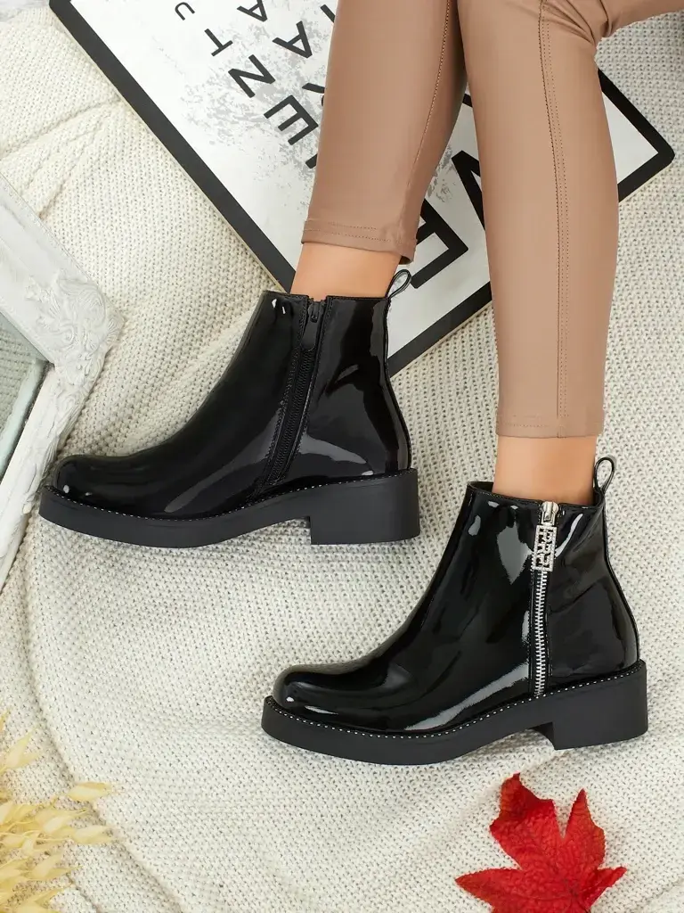 Resti Luna Black Patent Leather Elegant Women's Ankle Boots for Autumn
