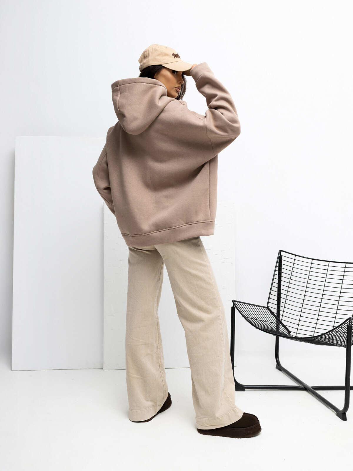 Sweatshirt-RV-BL-A1039.22-dark beige