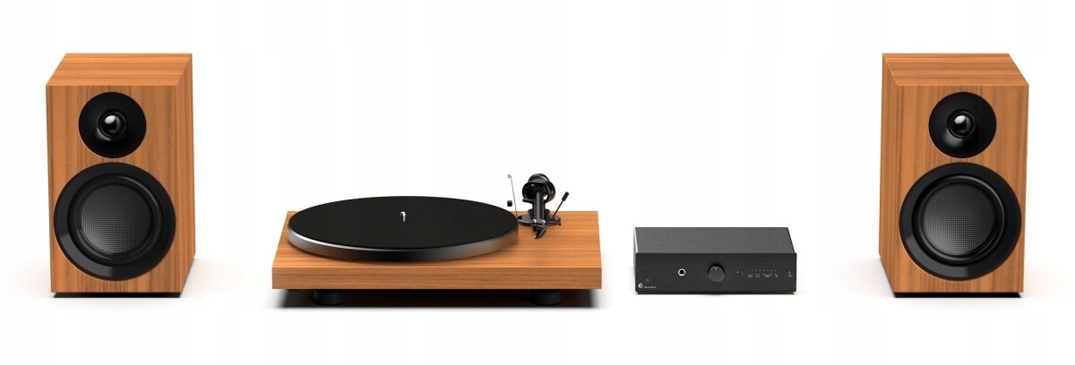 Hi-Fi systém typu All-in-one s gramofonem Pro-Ject Colourful Audio SystemE