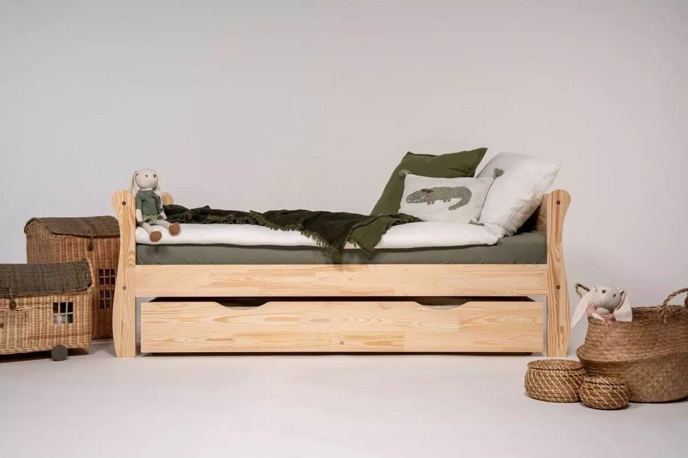 Dětská postel z borovicového dřeva s výsuvným lůžkem s úložným prostorem s roštem 70x140 cm v přírodní barvě Roma – Adeko