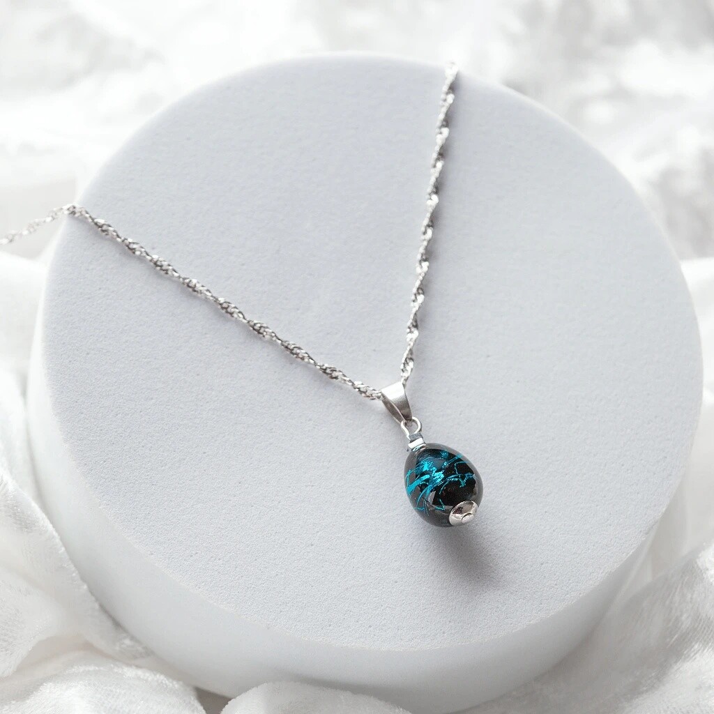 Lampglas Módní náhrdelník Cobalt Nude s ryzím stříbrem v perle Lampglas NNM3/AG/RHO 50 cm