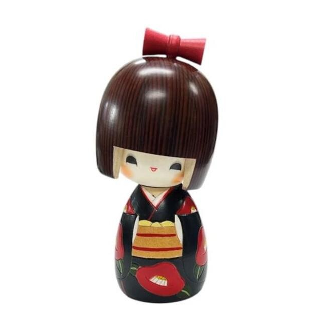 Japonská panenka Kokeshi Hanatsubaki - Květ kamélie, 13,5 cm