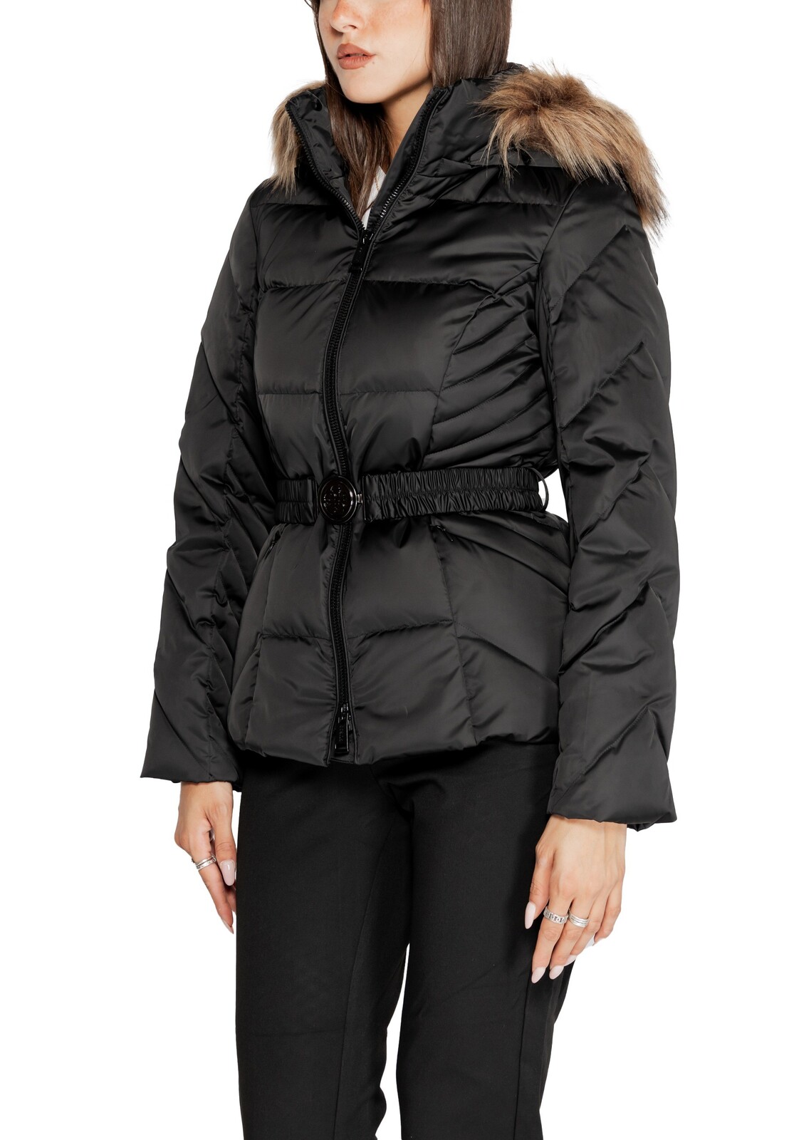 Dámská zimní bunda Guess