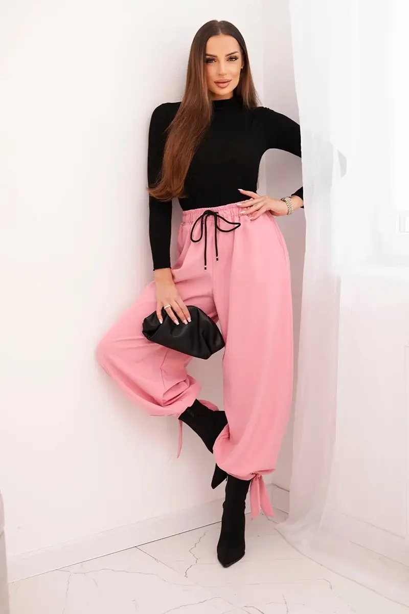 Kesi Włoski Dámské kalhoty s širokým nohavicí a vázáním dole světle růžové