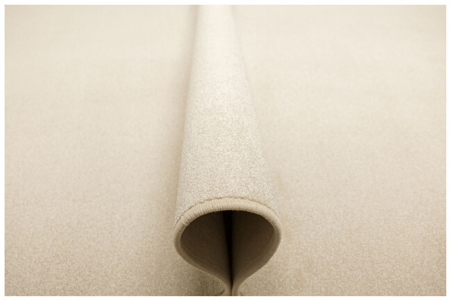 Metrážový koberec Sheraton 74 krémový