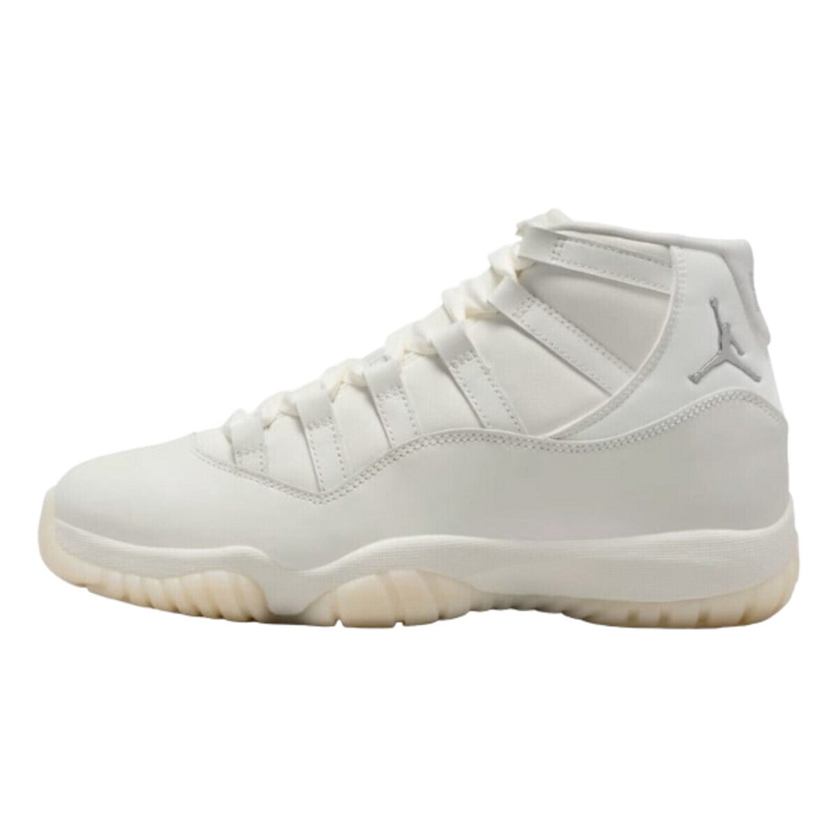 Nike  11 Retro Pearl  Bílá