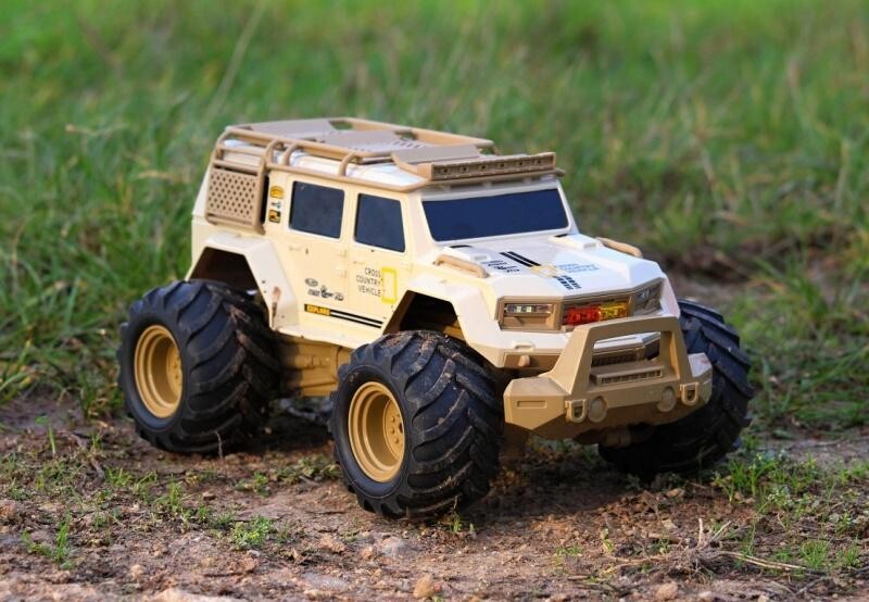 IQ models RC obojživelné zásahové vozidlo SWAT 1/14