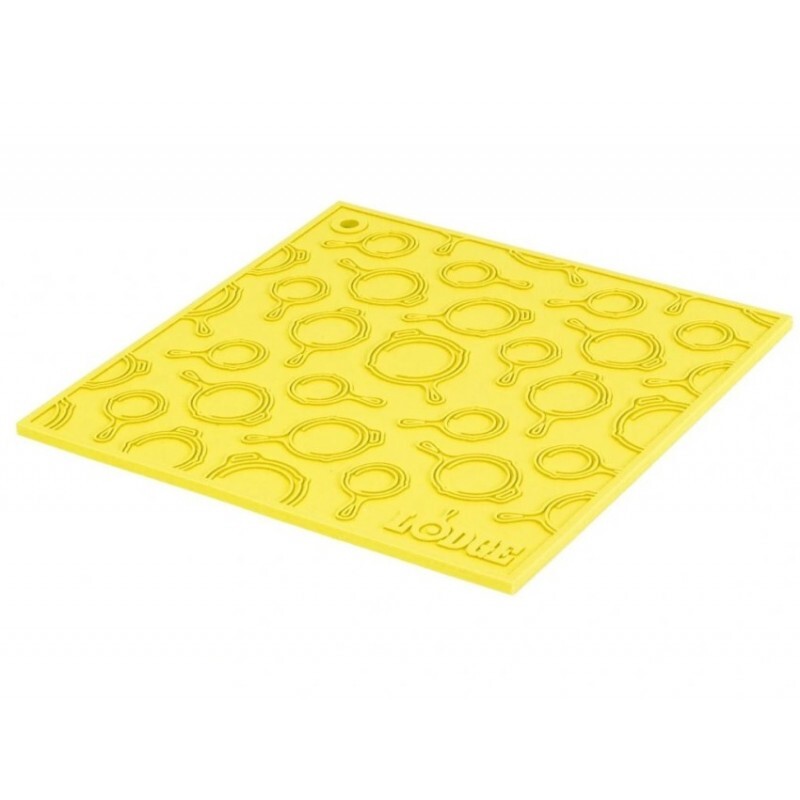 Žlutá silikonová podložka s reliéfem pod nádobí Lodge