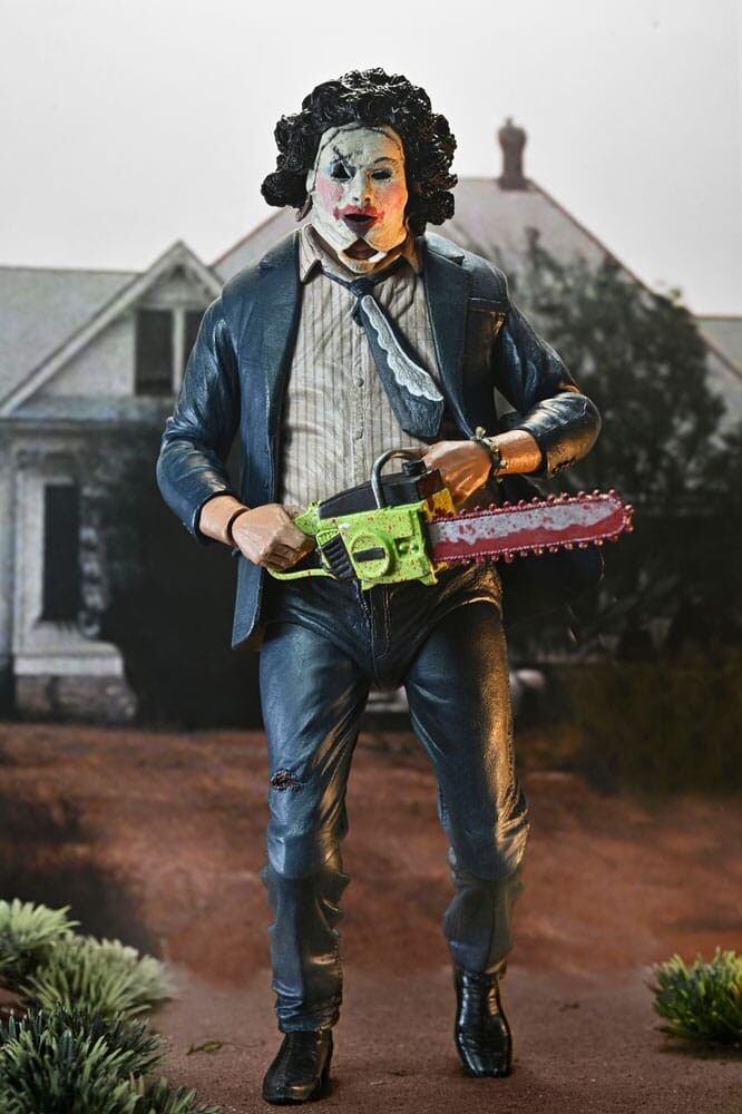 NECA | Texas Chainsaw Massacre - sběratelská figurka Pretty Woman Leatherface (50th Anniversary) 18 cm