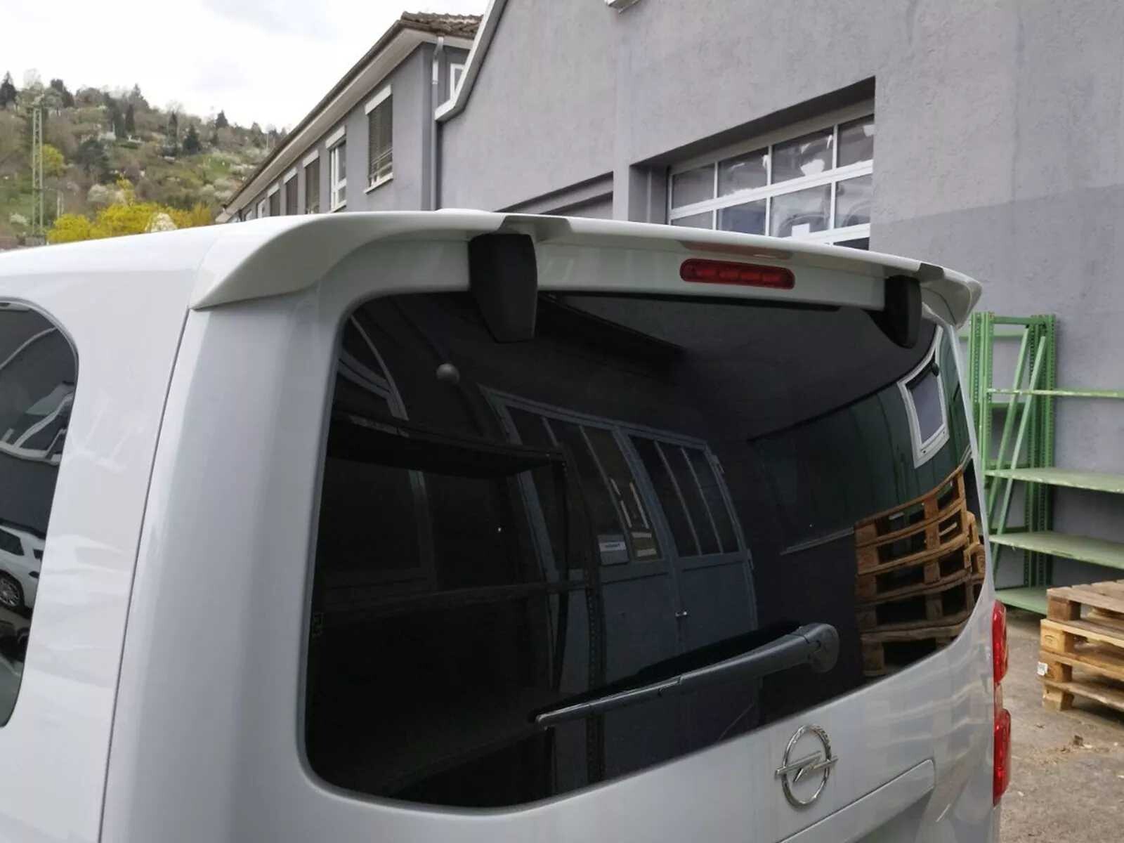 Motordrome Design Střešní spoiler Tailgate (with openable window) Peugeot Traveller Mk3 (2016-)