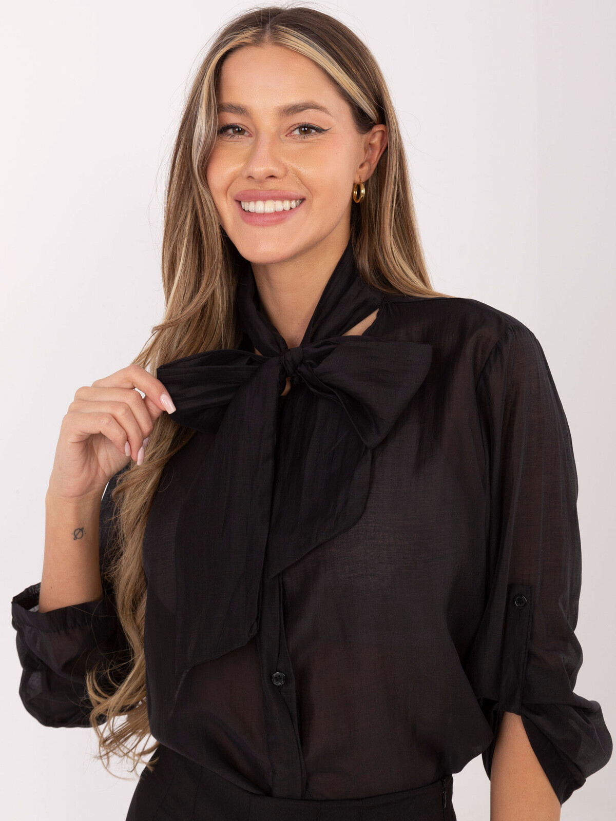 Černá halenka s mašlí