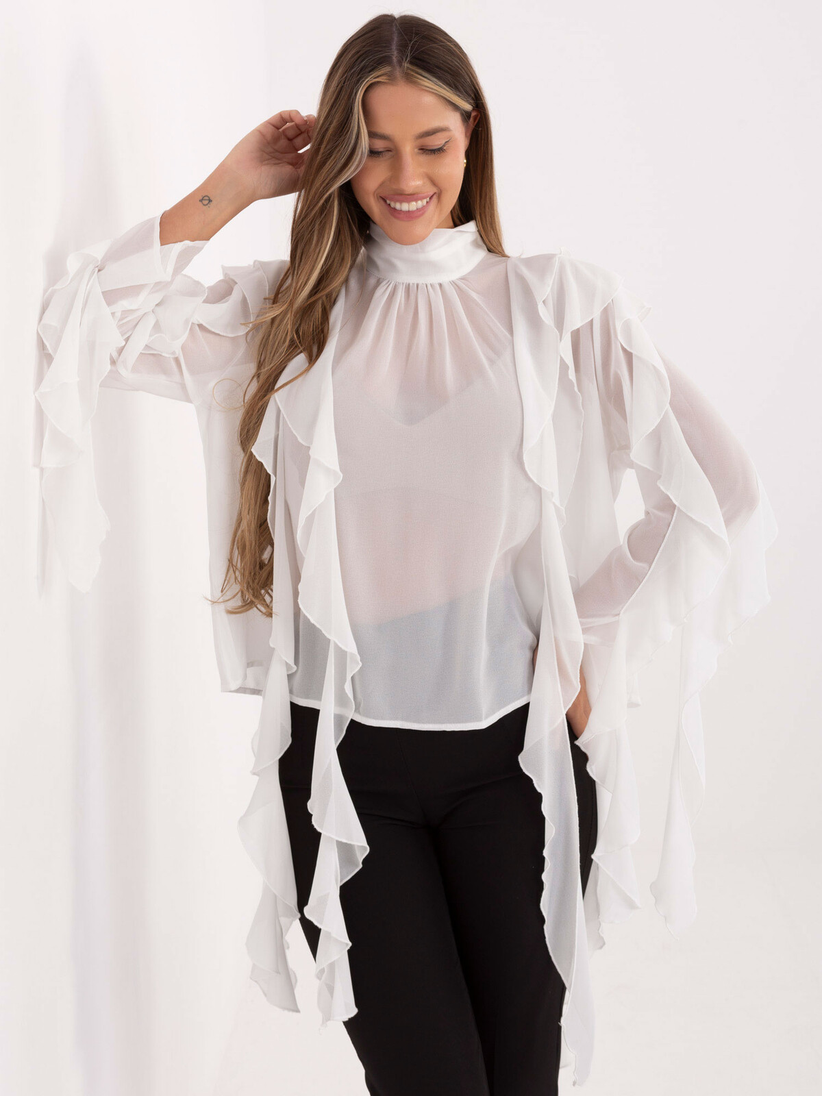 Šifonová halenka s volány