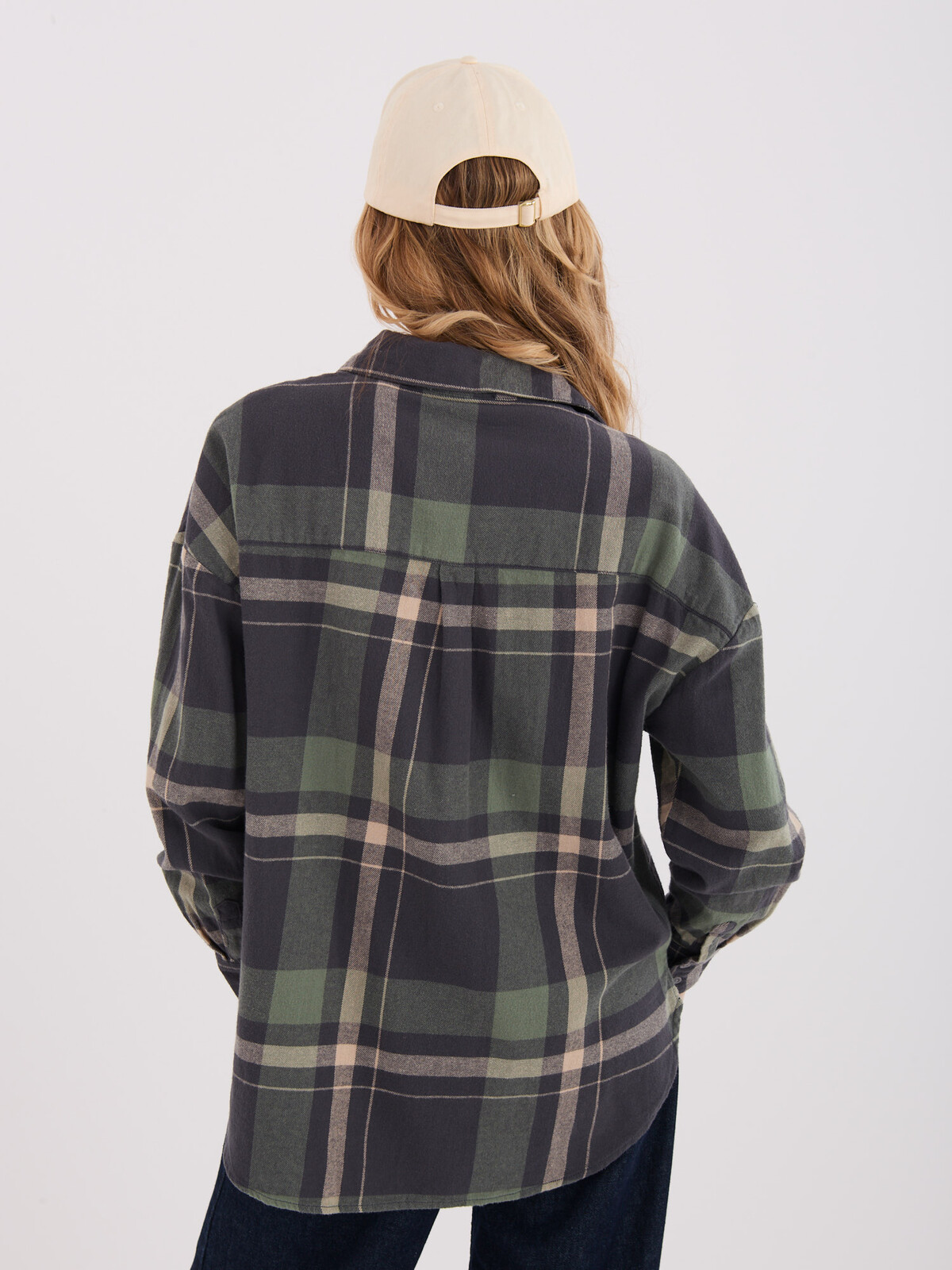 Károvaná košile v khaki odstínu