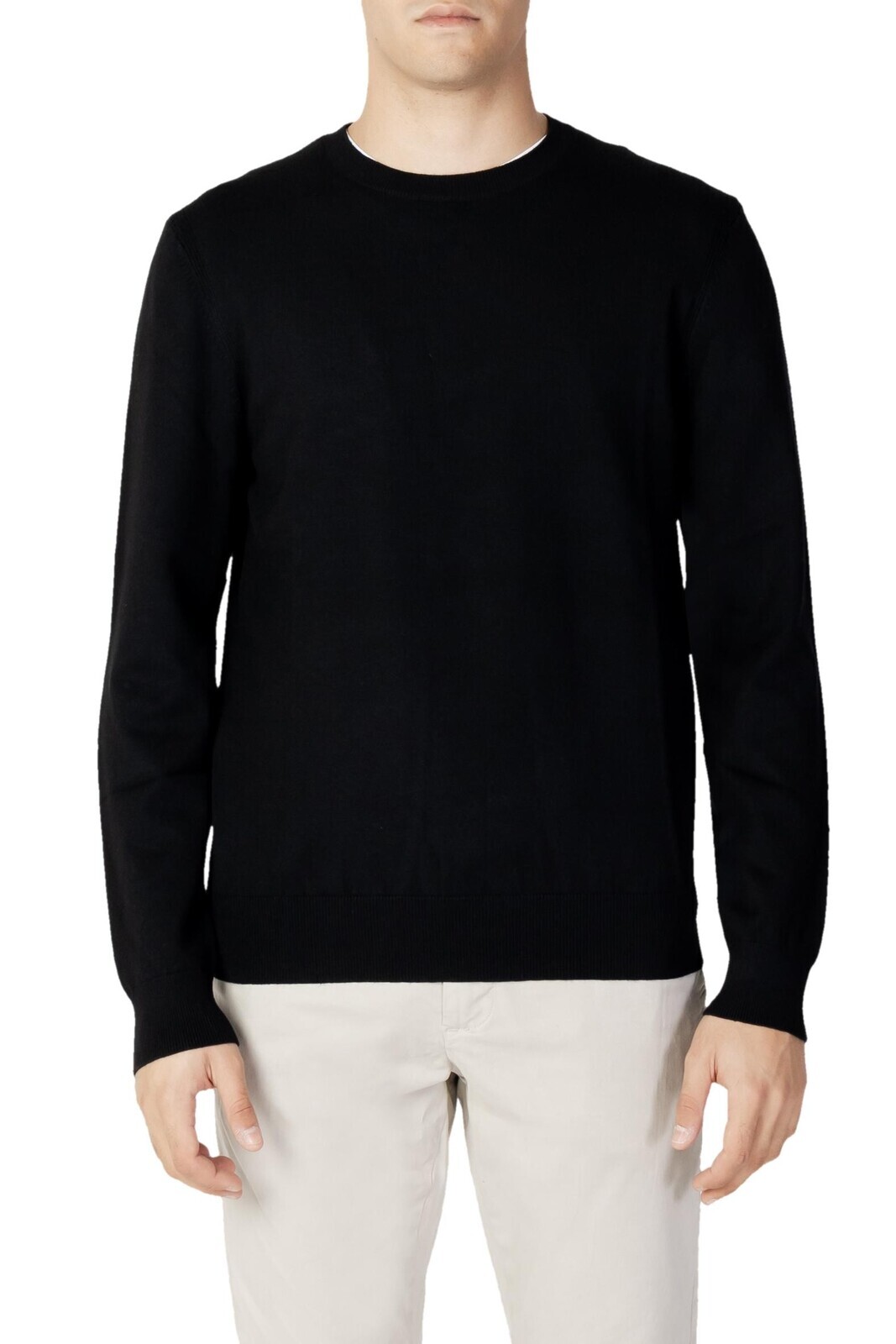 Černý pánský svetr Diktat