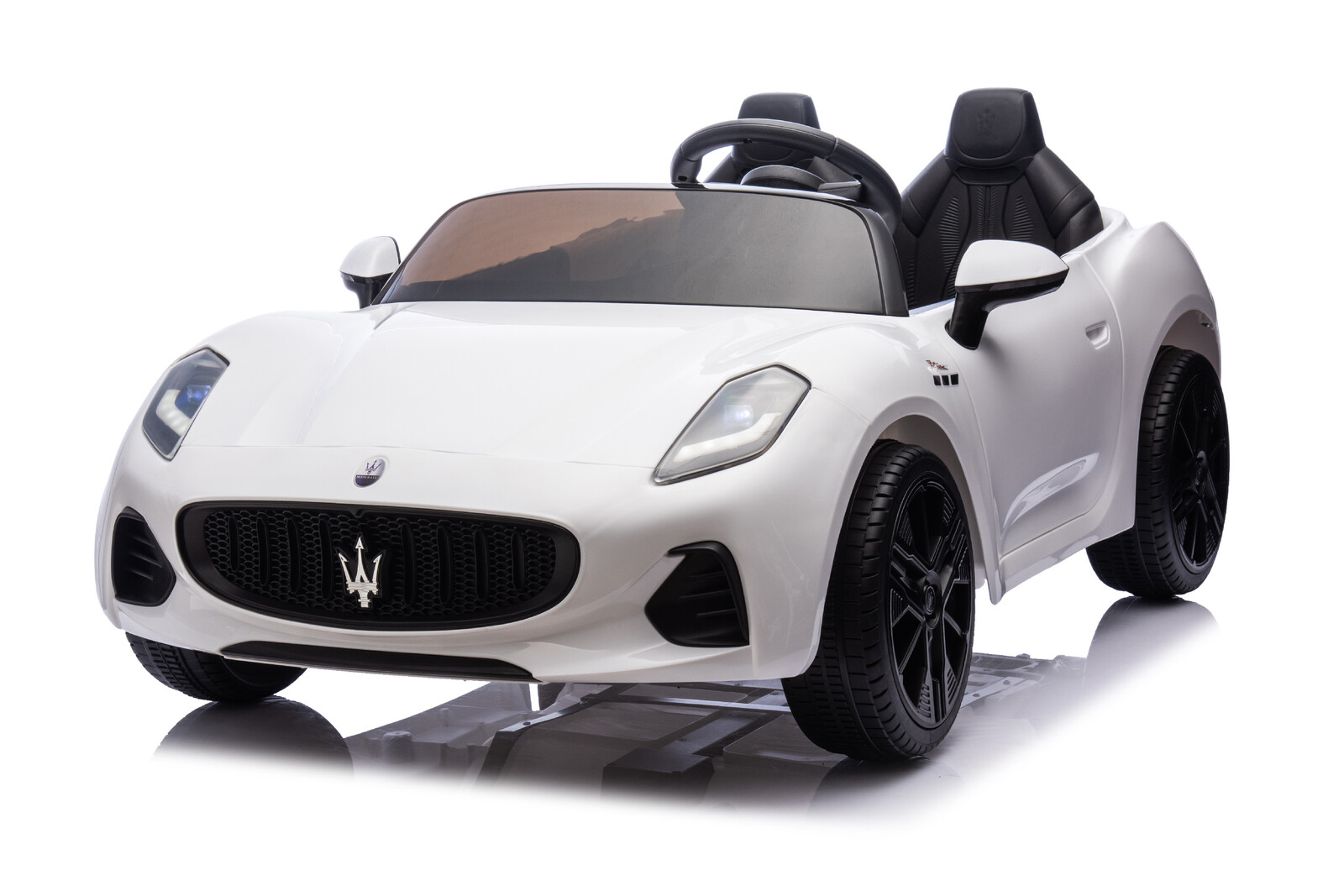 Mamido Elektrické autíčko Maserati GranTurismo Folgore 24V | 800W | 60 kg bílé