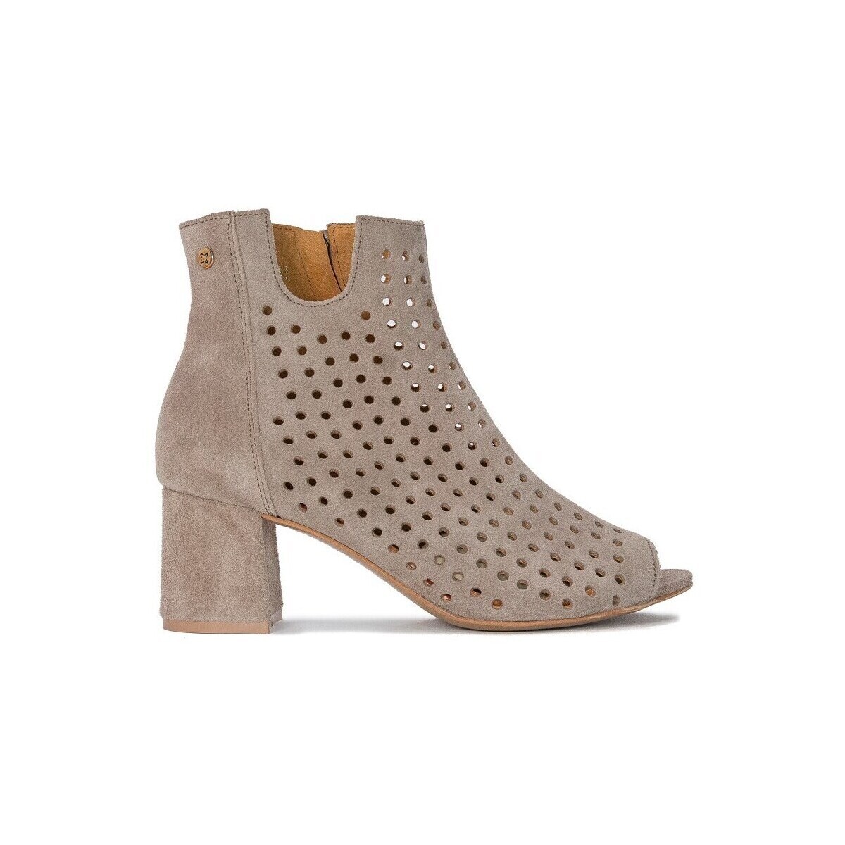 Maciejka  0542010005  Béžová