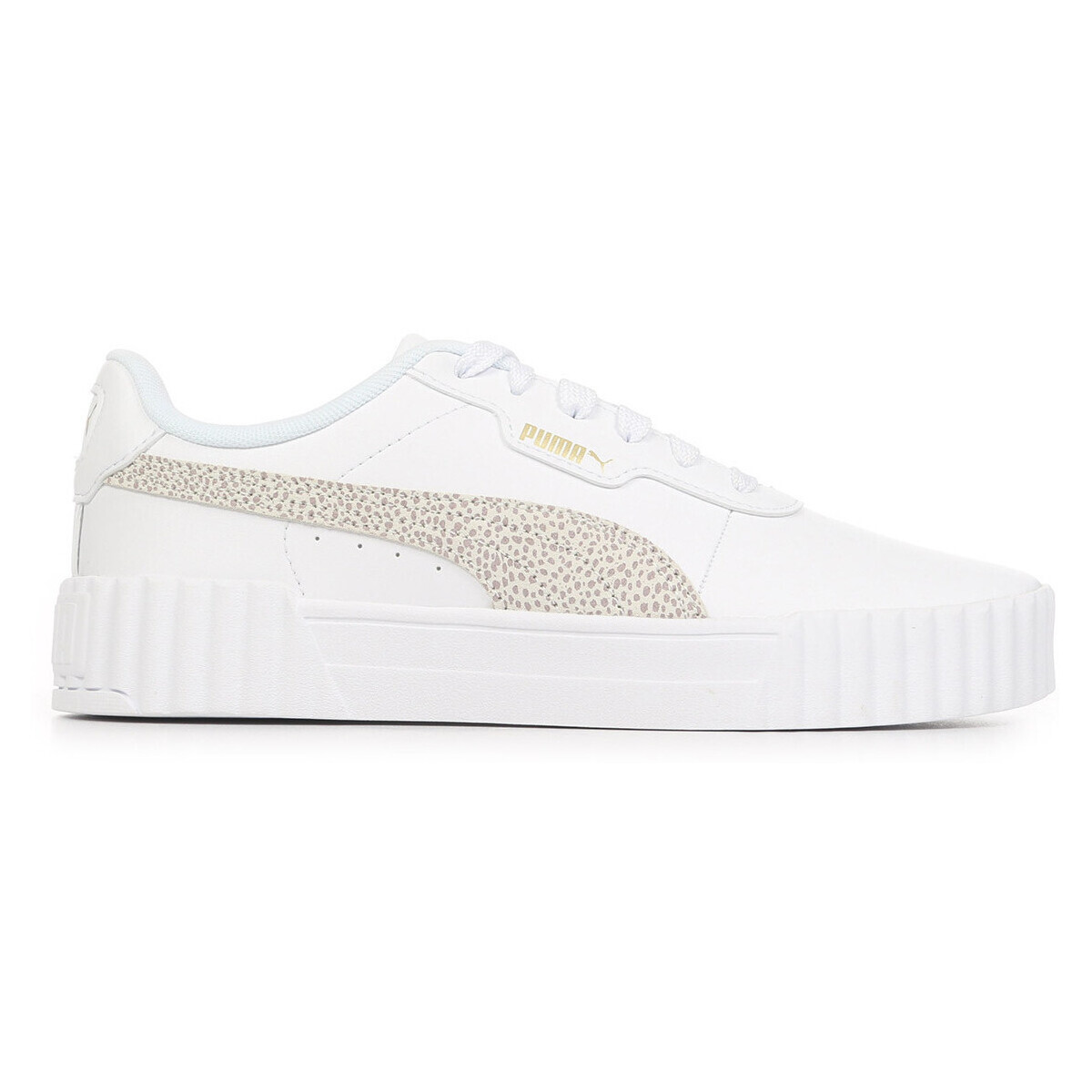 Puma  Carina 3.0 TopCat  Bílá