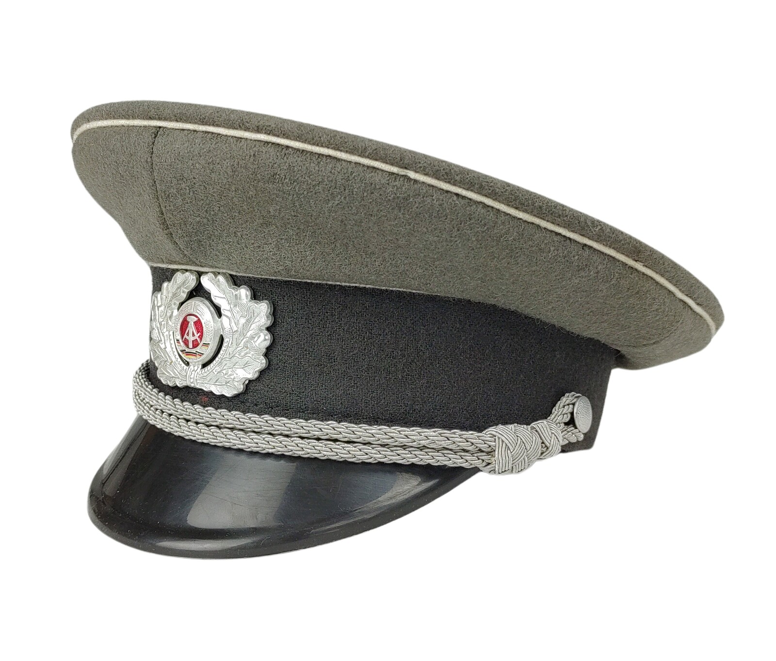 Čepice důstojnická brigadýrka šedá NVA originál Velikost: bavlněný pletený podbradník, 57