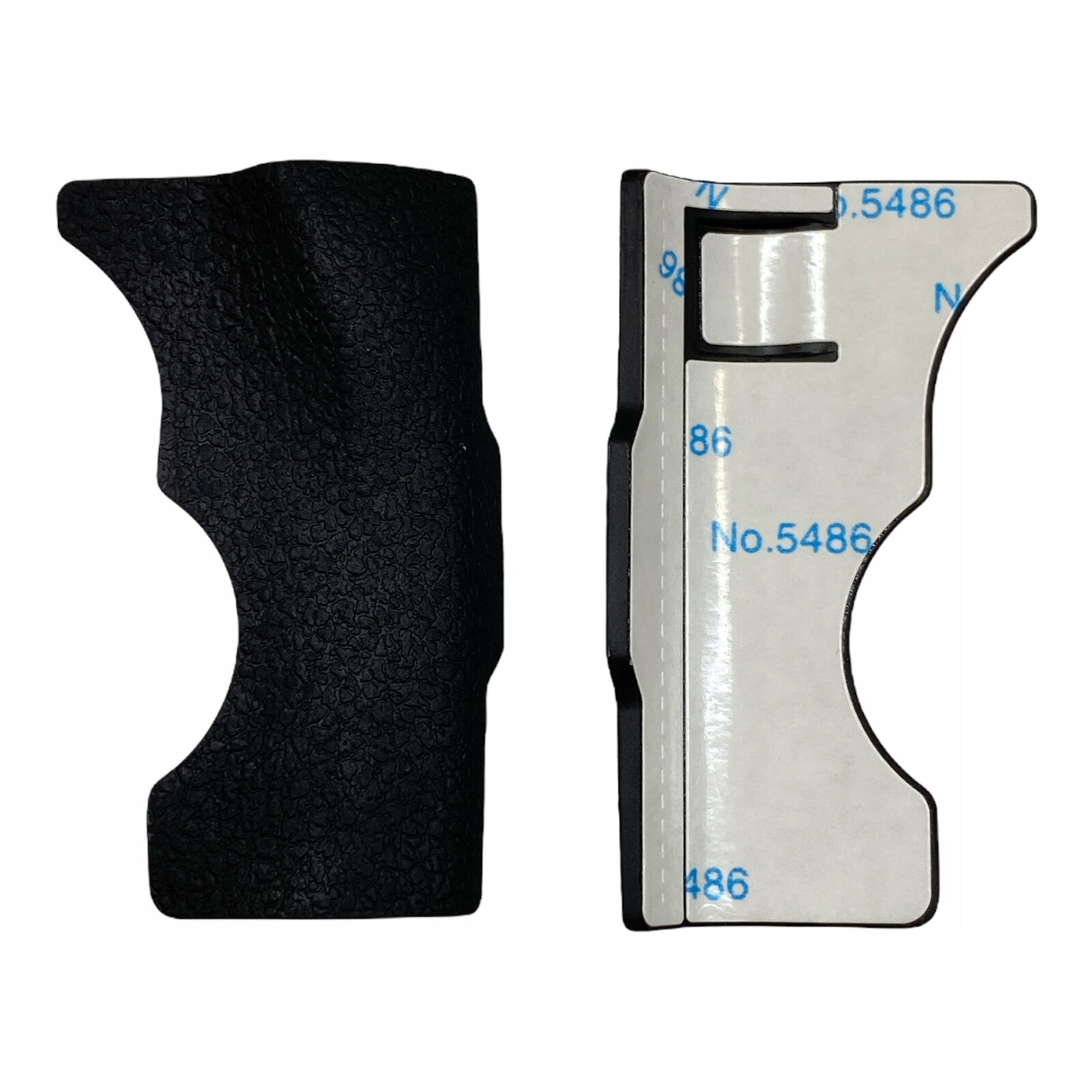 Nikon D4S guma pod palec, klapka na karty