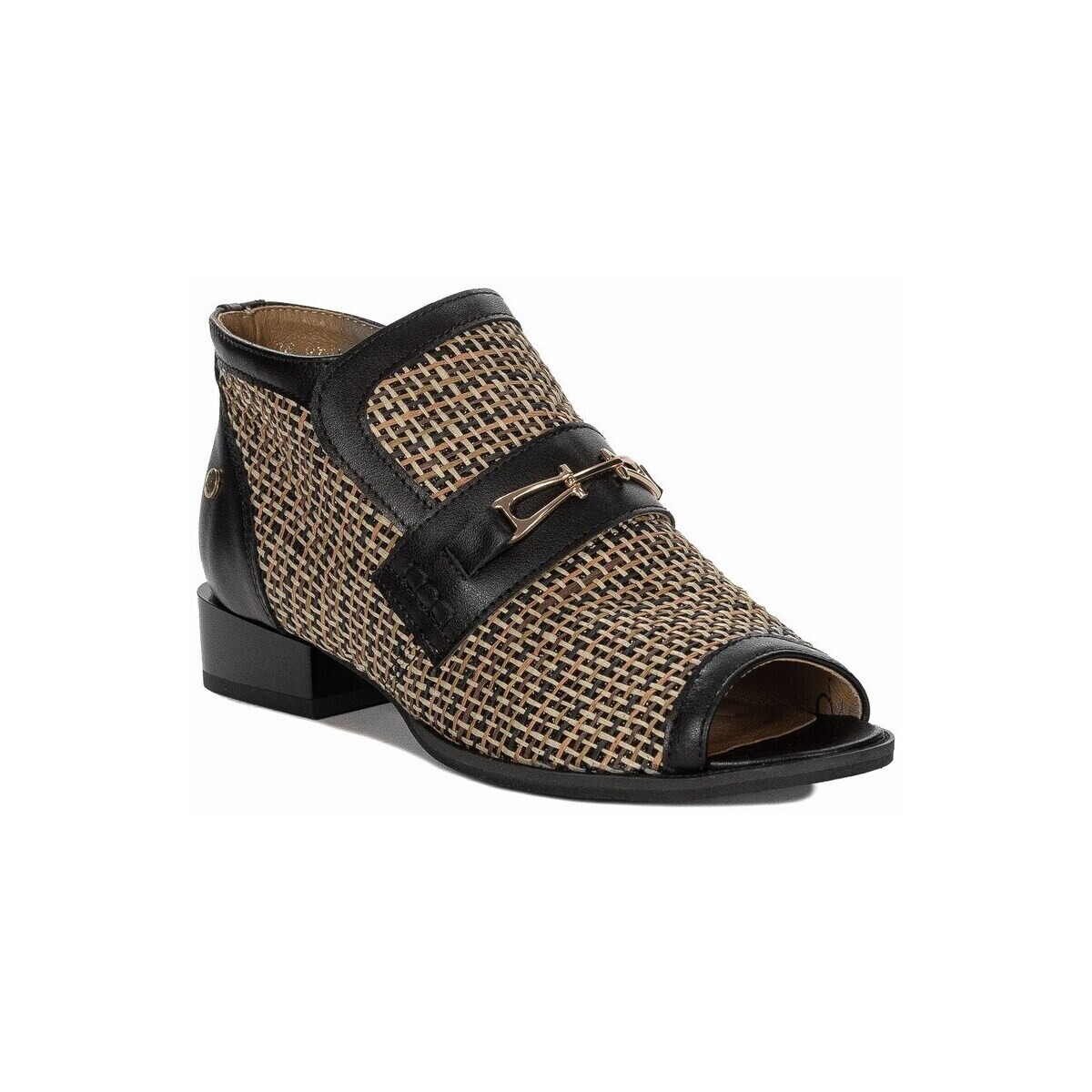 Maciejka  0693439001  ruznobarevne