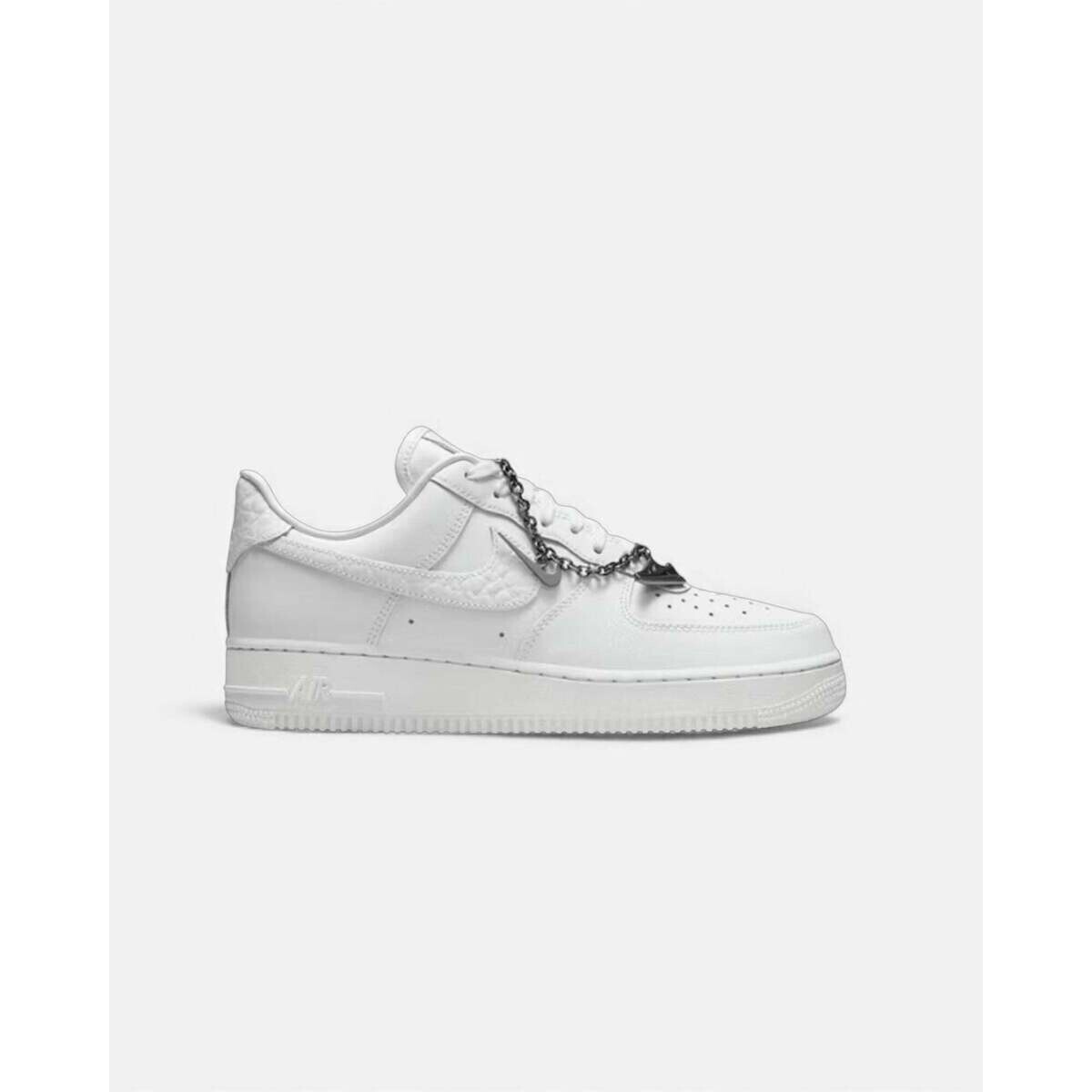 Nike  Air Force 1 '07 Low Summit White Mini Charm (Women's)  Bílá