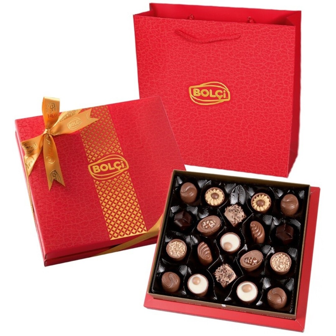 BOLCI Diamond Red Box - Mix pralinek s dárkovou taškou 215 g