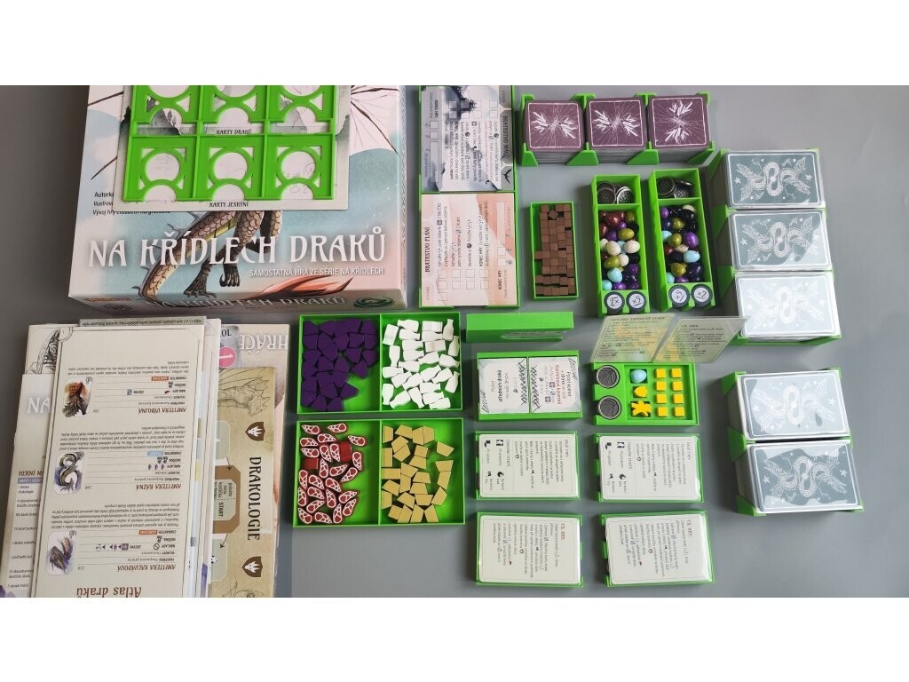 inserty.cz Insert: Na křídlech draků + Ohnivá akademie + Upgrade Pack (černý, 079)